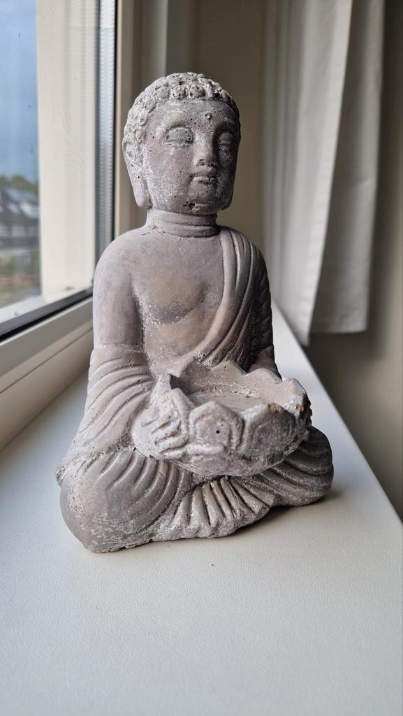 Stenen Boeddha beeld met lotushouder waxinelicht, Huis en Inrichting, Woonaccessoires | Boeddhabeelden, Ophalen of Verzenden