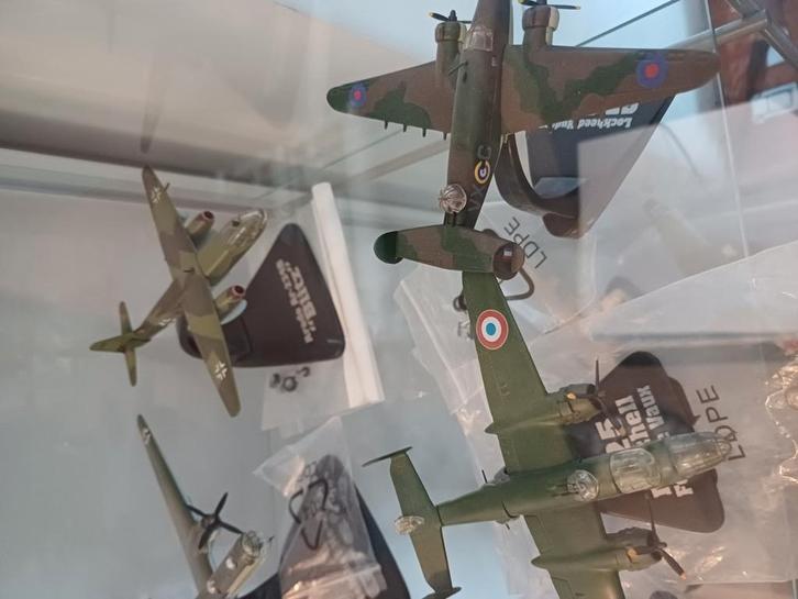 Metalen vliegtuigen - Admiral Prune, Hobby en Vrije tijd, Modelbouw | Vliegtuigen en Helikopters, Zo goed als nieuw, 1:72 tot 1:144