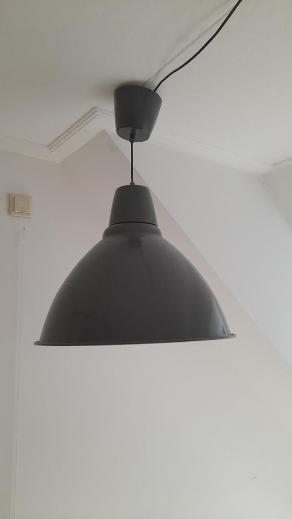 Ikea hanglamp antraciet - diameter 50cm, Huis en Inrichting, Lampen | Hanglampen, Ophalen, Zo goed als nieuw, Metaal, Minder dan 50 cm
