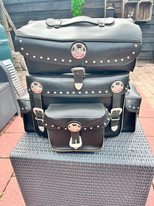 Zwaar lederen sissybar tas met roltas te combineren van Held, Motoren, Accessoires | Koffers en Tassen, Zo goed als nieuw, Ophalen