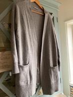 Maida Mila grijs vest cashmere mix. zgan. maat 42-44, Verzenden, Maida Mila Milano, Maat 42/44 (L), Zo goed als nieuw
