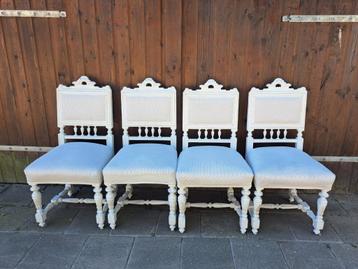 4 brocante eetkamer stoelen stoelen beschikbaar voor biedingen