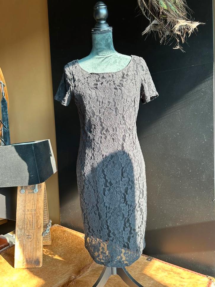 Zwarte kanten jurk 40., Kleding | Dames, Jurken, Nieuw, Maat 38/40 (M), Zwart, Ophalen of Verzenden