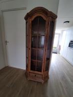 vitrinekast donker eiken, Huis en Inrichting, Ophalen, Met plank(en), Gebruikt, Eikenhout
