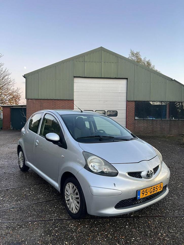 Toyota Aygo 1.0 vvti 5DRS Airco goedkoop nieuw koppling NAP✅, Auto's, Toyota, Bedrijf, Te koop, Aygo, ABS, Airbags, Airconditioning