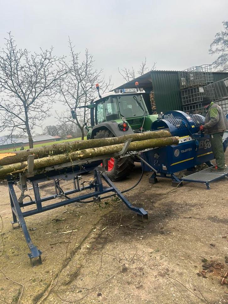 Houtkloven Houtkloofmachine zaagkloofmachine huren Tajfun, Tuin en Terras, Kloofmachines, Ophalen