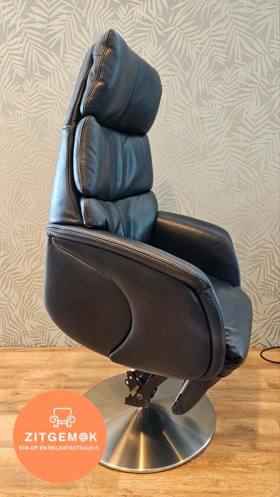 De toekomst twice sta op fauteuil bij Zitgemak in joure, Huis en Inrichting, Fauteuils, Gebruikt, Leer, 50 tot 75 cm, 75 tot 100 cm