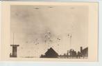 parachutisten dropping Rotterdam mei 1940 vliegtuig, Verzamelen, Luchtvaart en Vliegtuigspotten, Gebruikt, Ophalen of Verzenden