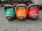 Crossmaxx kettlebells 24-28 en 32 kg gewicht, Sport en Fitness, Fitnessmaterialen, Gebruikt, Kettlebell, Ophalen