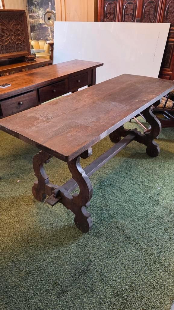 Mooie antieke Spaanse tafel, Antiek en Kunst, Antiek | Meubels | Tafels, Ophalen