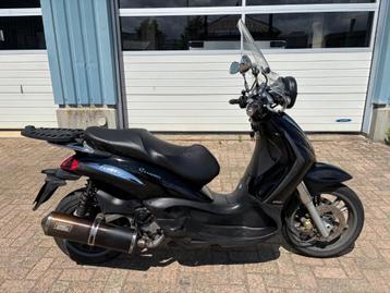 Motorscooter Piaggio Beverly 500 cc cruiser uit 2010 beschikbaar voor biedingen
