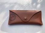 RAY-BAN brillenkoker bruin leer, Sieraden, Tassen en Uiterlijk, Zonnebrillen en Brillen | Heren, Ophalen of Verzenden, Zo goed als nieuw