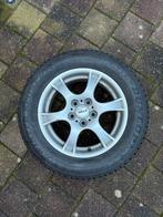 Winterbanden 215/60R16 met velgen 16 inch 5x 114,3 et 45, Auto-onderdelen, Banden en Velgen, Ophalen, 215 mm, 17 inch, Winterbanden