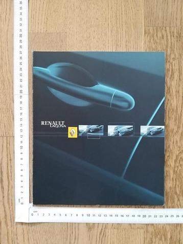 Renault Laguna, dikke brochure 2001 beschikbaar voor biedingen