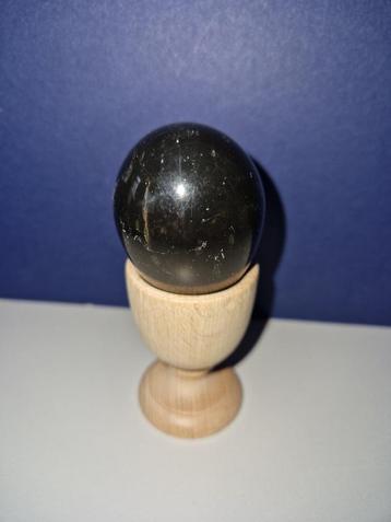 edelsteen mineraal onyx ei 168 gram zwart beschikbaar voor biedingen