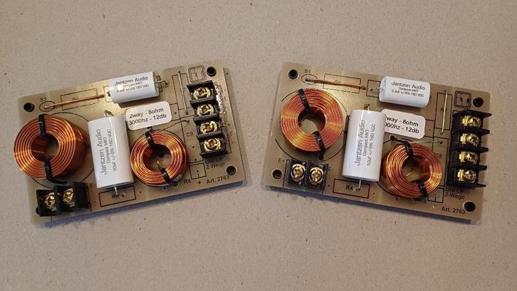 2 weg universele crossover gebaseerd op Visaton HW 2/70, Audio, Tv en Foto, Luidsprekers, Zo goed als nieuw, Front, Rear of Stereo speakers