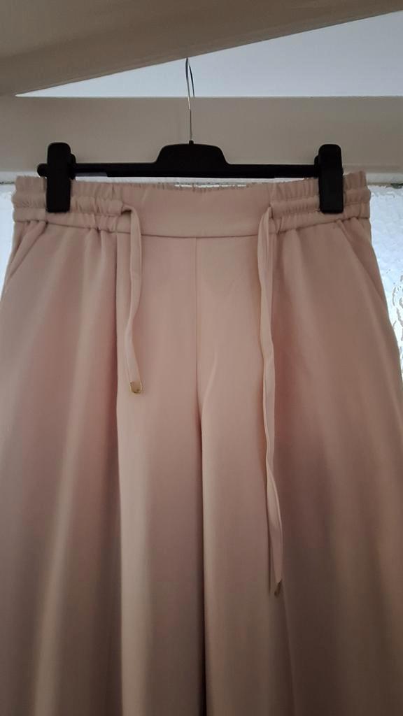 Beige dames pantalon mt 38/40 - als nieuw!, Kleding | Dames, Broeken en Pantalons, Zo goed als nieuw, Maat 38/40 (M), Beige, Lang
