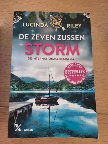 Lucinda Riley - De zeven zussen 7,50 per stuk beschikbaar voor biedingen