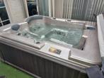 3 persoons jaccuzi met ligplek Sunbelt Tornado Desert, Tuin en Terras, Bubbelbaden en Hottubs, Ophalen, Gebruikt, Afdekzeil, Vast