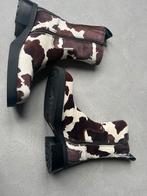 Bruine enkellaarsjes met koeienprint - Maat 41, Bruin, Lage of Enkellaarzen, Nieuw, Ophalen of Verzenden