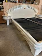 2 persoons bed met matras, Huis en Inrichting, Slaapkamer | Bedden, Ophalen, C, Tweepersoons, Zo goed als nieuw