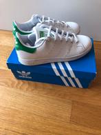 Adidas Stan Smith J - Maat 35.5, Kleding | Dames, Schoenen, Ophalen of Verzenden, Zo goed als nieuw, Wit, Sneakers of Gympen