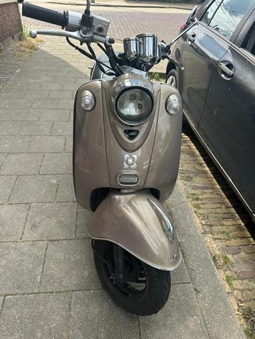 AGM New Flash Snor Scooter beschikbaar voor biedingen