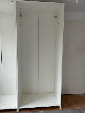 IKEA PAX kast - basiselement 236x100 beschikbaar voor biedingen