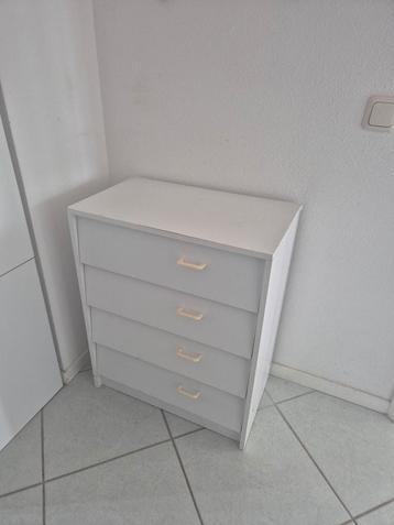 Wit schoenenkastje met lades