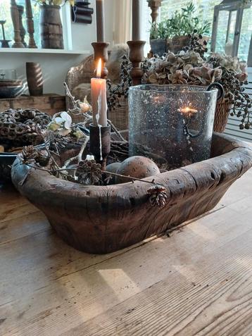 Oude Olijvenbak - Landelijke Decoratie beschikbaar voor biedingen