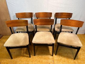 Gratis bezorging! Mid-Century Retro Vintage Teak Eetkamersto beschikbaar voor biedingen