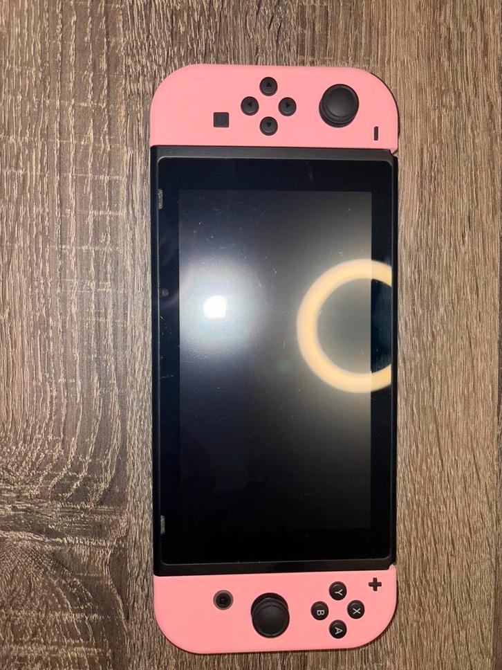 Nintendo Switch, Spelcomputers en Games, Spelcomputers | Nintendo Switch, Gebruikt, Switch Original, Met 3 controllers of meer
