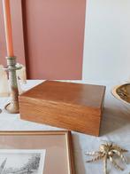 Houten vintage kist met ketting, Minder dan 50 cm, Gebruikt, 50 tot 100 cm, Ophalen of Verzenden