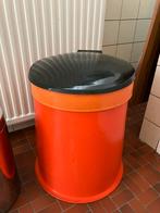 Grote vintage oranje vuilnisbak, Ophalen, Kunststof, Gebruikt, 50 tot 75 cm