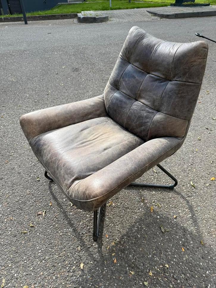 Grijs bruine Lederen Fauteuil, Huis en Inrichting, Fauteuils, Gebruikt, 75 tot 100 cm, Ophalen