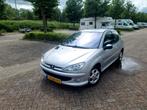 Peugeot 206 1.4 16V XS 3D 2004 Grijs, Voorwielaandrijving, 1360 cc, 4 cilinders, Origineel Nederlands