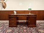 Klassiek Engels Chesterfield Bureau, Antiek en Kunst, Ophalen