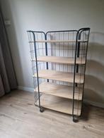 Bakkerskast, Ophalen