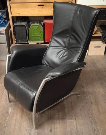 Mooie zwart leren chroom/RVS zit/lig fauteuil  beschikbaar voor biedingen