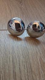 2x zilverkleurig kastdeurknop, Ophalen of Verzenden, Zo goed als nieuw