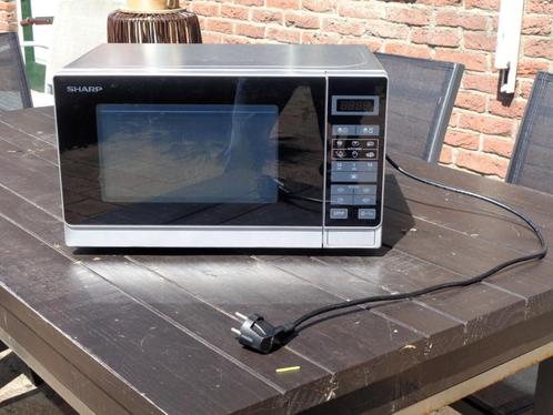 Sharp R242inw magnetron -vrijstaand-, Witgoed en Apparatuur, Magnetrons, Gebruikt, Vrijstaand, Magnetron, 45 tot 60 cm, Hete lucht