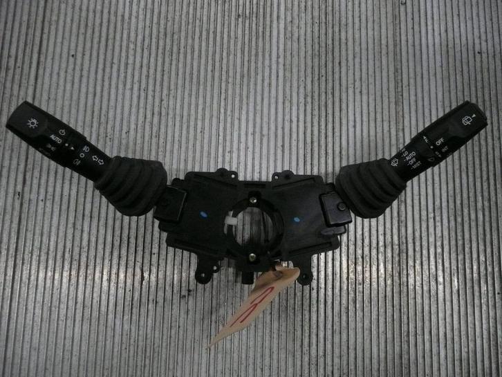 Chevrolet Captiva Ruitenwisser schakelaar Richtingaanwijzer, Auto-onderdelen, Dashboard en Schakelaars