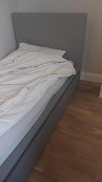 IKEA éénpersoons bed. 200x90, Huis en Inrichting, Slaapkamer | Bedden, Ophalen, 90 cm, Eenpersoons, Wit