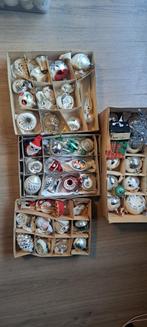 Oude kerstballen piek en decoratie, Ophalen