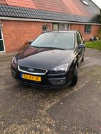 Ford Focus 1.6 74KW 5D 2005 Zwart APK Maart 2026, Auto's, Ford, 1596 cc, Zwart, 4 cilinders, Zwart