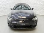 Volkswagen Golf 1.5 eTSI 2x R Line PANO VIRTUAL SFEER, 65 €/maand, 4 cilinders, Zwart, Bedrijf
