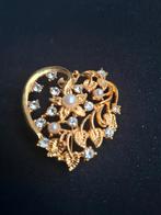 Elegante vintage broche met parels en strass, Met strass, Overige materialen, 4 tot 7 cm, Nieuw