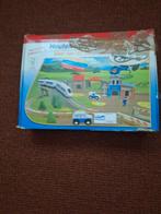 Houten treinrails met kunststoftrein, Hobby en Vrije tijd, Modelbouw | Vliegtuigen en Helikopters, Ophalen, Groter dan 1:72, Overige merken