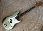 Fender Precision bass Sage Green 2002 Mexico, Ophalen of Verzenden, Zo goed als nieuw