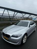 BMW 5-Serie 520i 184pk Automaat Executive NAP 2011 Nwe APK, Automaat, Parkeersensor, Zwart, 4 cilinders